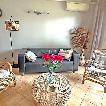 Appartement Les Pins Bleus A8 Sainte-Maxime Exterior foto