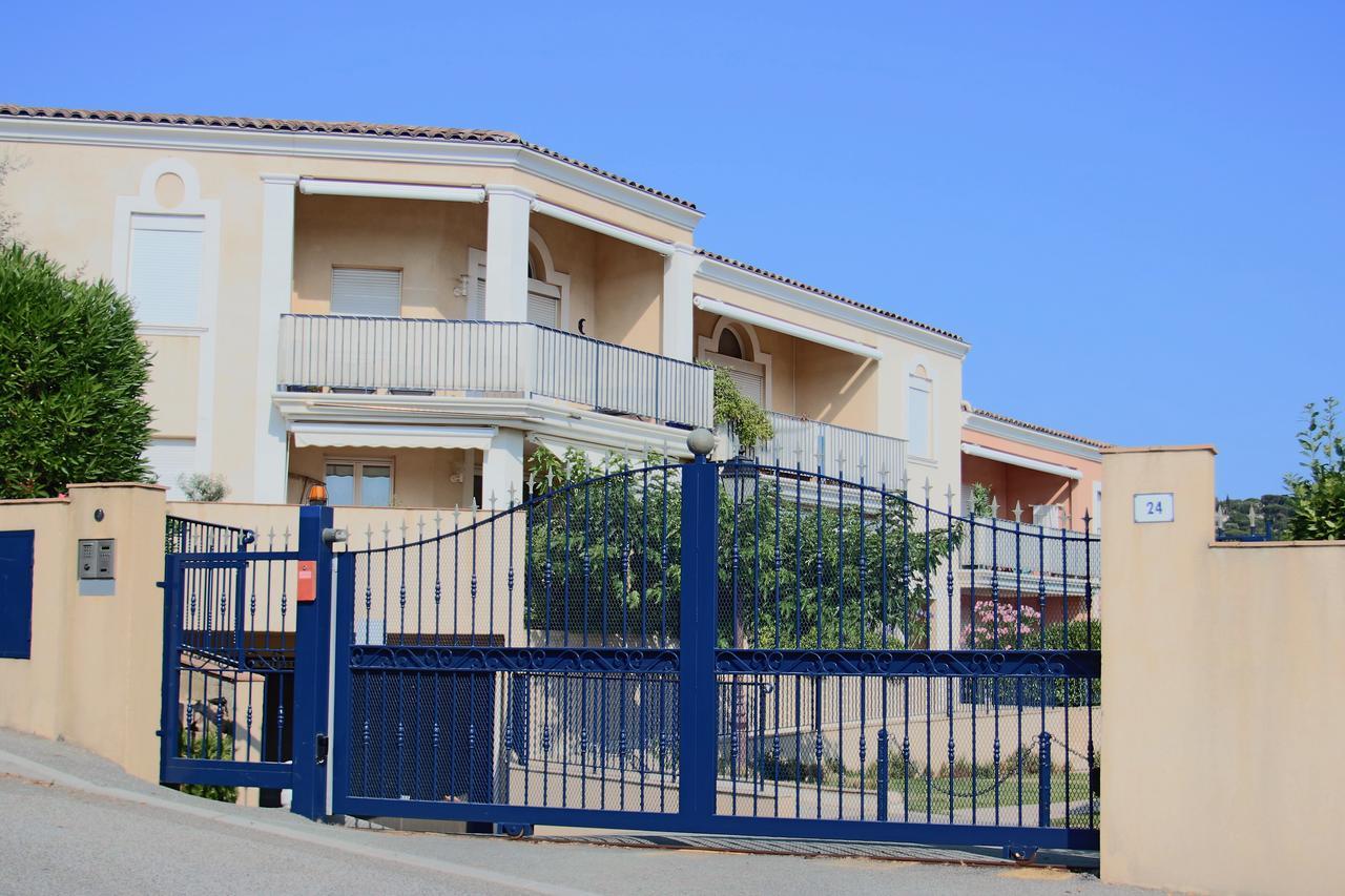 Appartement Les Pins Bleus A8 Sainte-Maxime Exterior foto